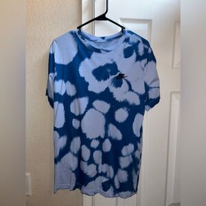 Nike T-Shirt - Men’s Large Shirt